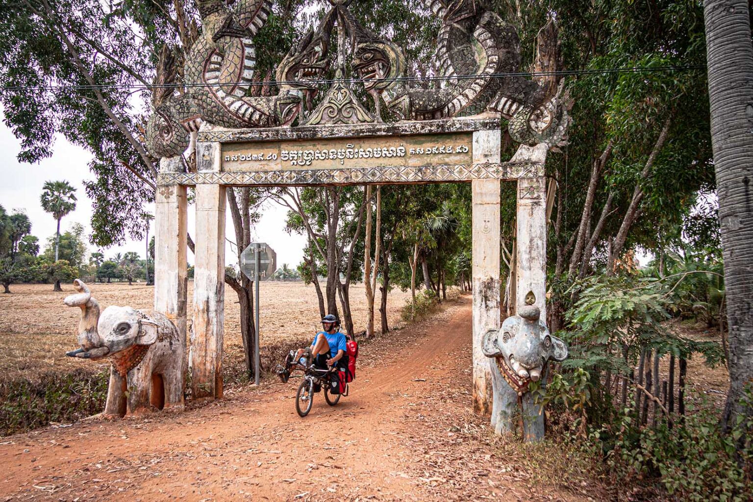 Liegerad in Angkor Wat