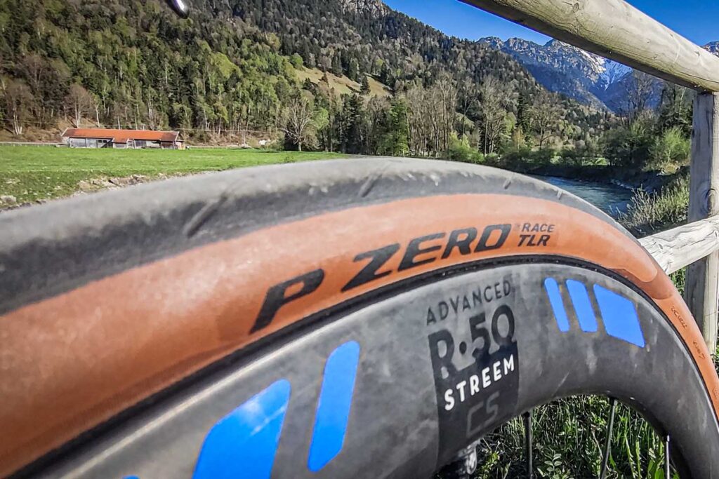 Pirelli P ZERO Race RS TLR Faltreifen