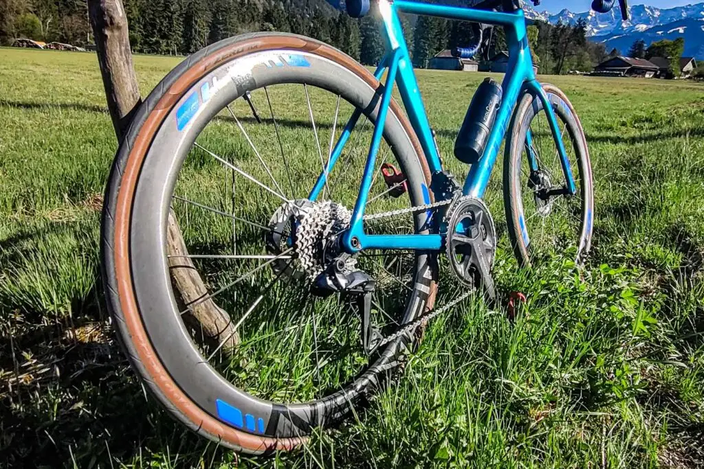 Pirelli Zero Race TLR