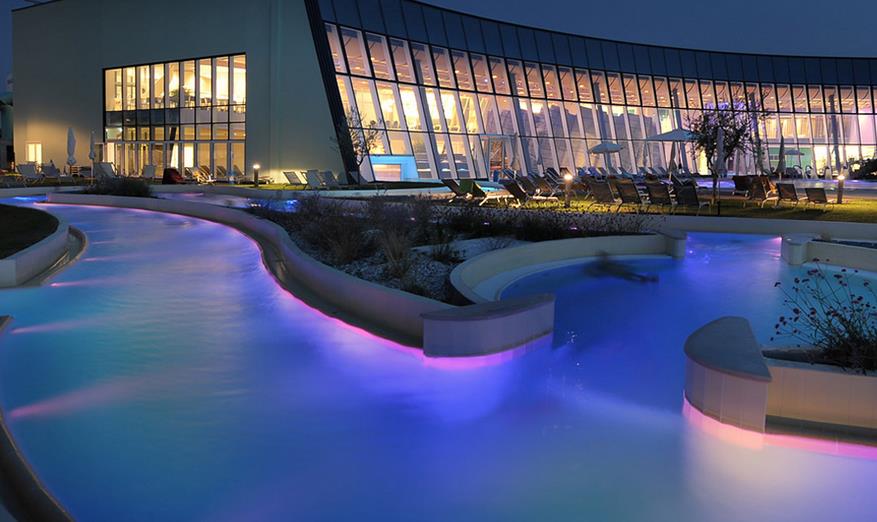 Therme Aquardens