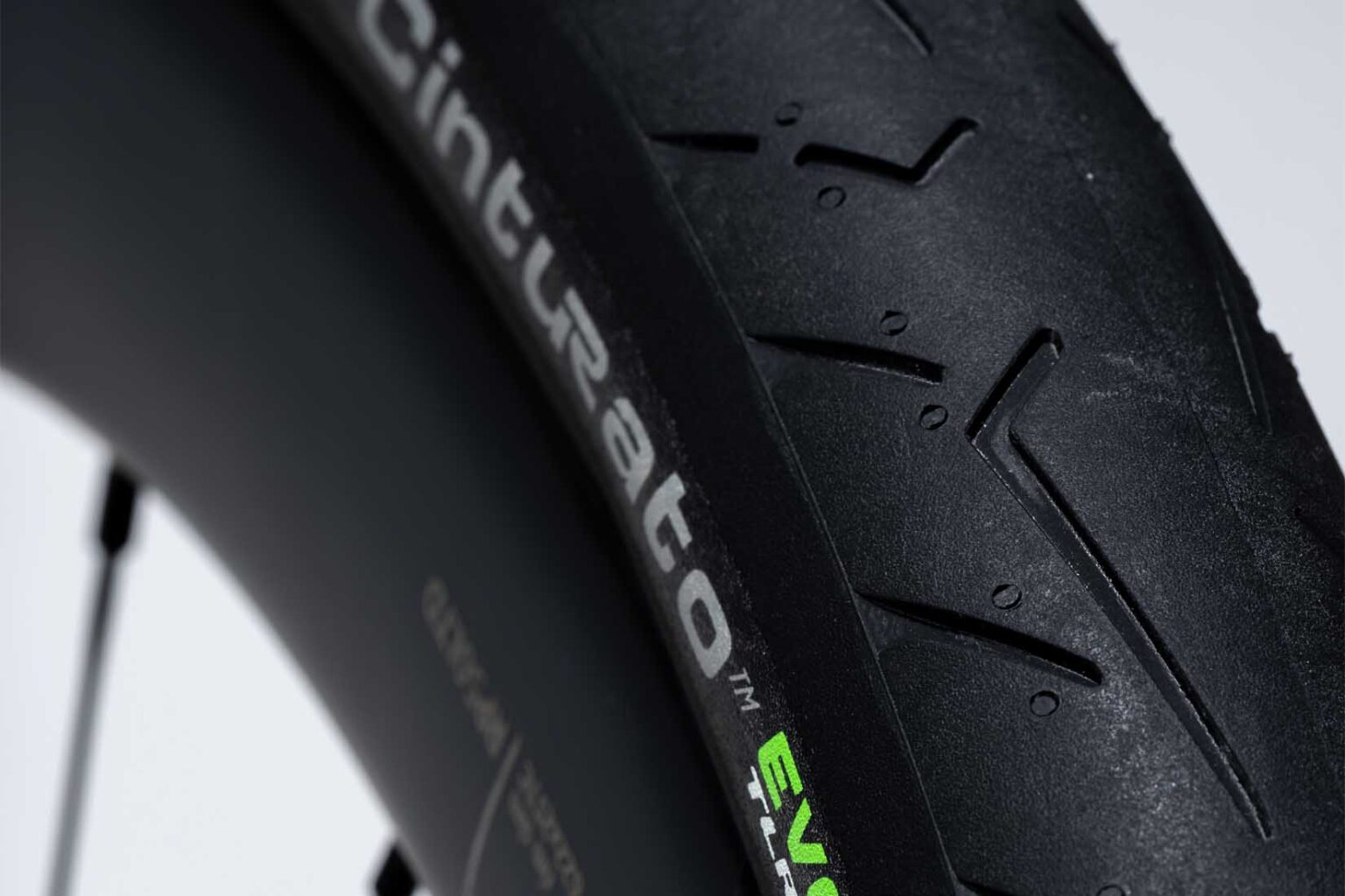 Pirelli Cinturato Evo